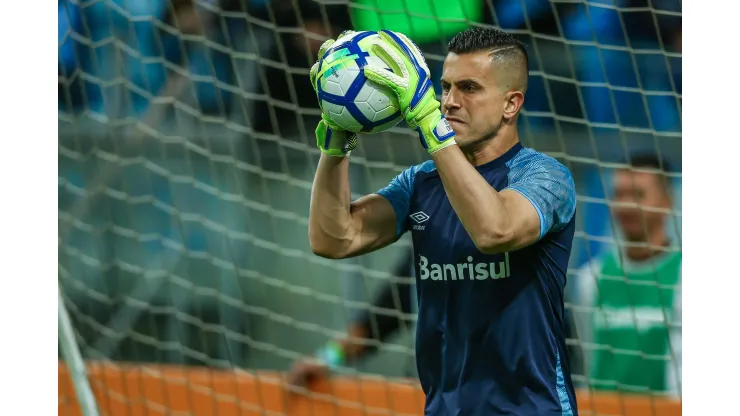  Arábia liberou: Grohe tem futuro selado e vem à tona no Grêmio<br />
 - Foto: Lucas Uebel/Getty Images)
