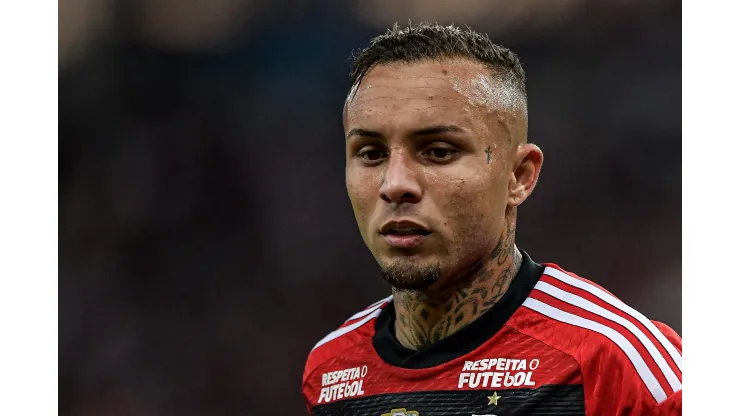 RJ - RIO DE JANEIRO - 11/06/2023 - BRASILEIRO A 2023, FLAMENGO X GREMIO - Everton Cebolinha jogador do Flamengo durante partida contra o Gremio no estadio Maracana pelo campeonato BRASILEIRO A 2023. Foto: Thiago Ribeiro/AGIF
