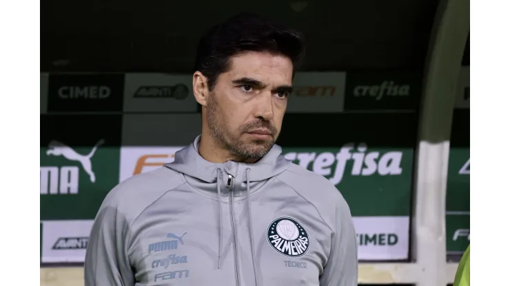 SP - SAO PAULO - 14/08/2023 - BRASILEIRO A 2023, PALMEIRAS X CRUZEIRO - Abel Ferreira tecnico do Palmeiras durante partida contra o Cruzeiro no estadio Arena Allianz Parque pelo campeonato Brasileiro A 2023. Foto: Marcello Zambrana/AGIF
