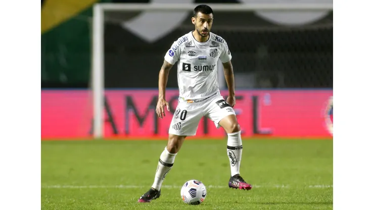 EXPOSTO! Situação de Camacho tem tomada de decisão no Santos - Foto: Miguel Schincariol/Getty Images
