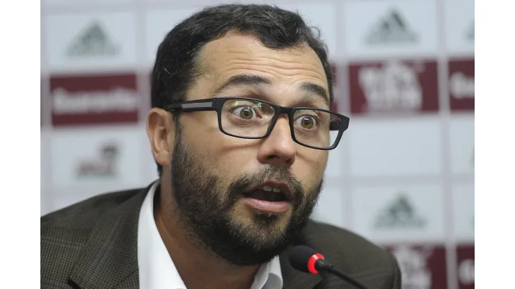 RIO DE JANEIRO - RJ - 07/01/2015 - TREINO DO FLUMINENSE -  Mario Bittencourt vice presidente de futebol concede entrevista coletiva apos treino do Fluminense nas Laranjeiras  Foto: Daniel Ramalho/AGIF
