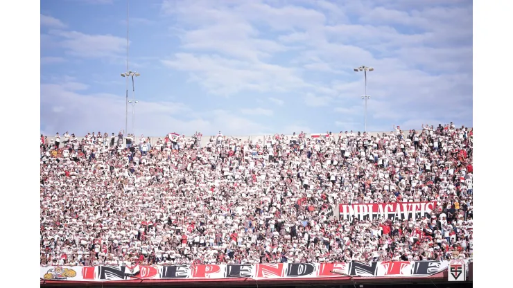 SP - SAO PAULO - 16/07/2023 - BRASILEIRO A 2023, SAO PAULO X SANTOS - Torcida do Sao Paulo durante partida contra Santos no estadio Morumbi pelo campeonato Brasileiro A 2023. Foto: Ettore Chiereguini/AGIF
