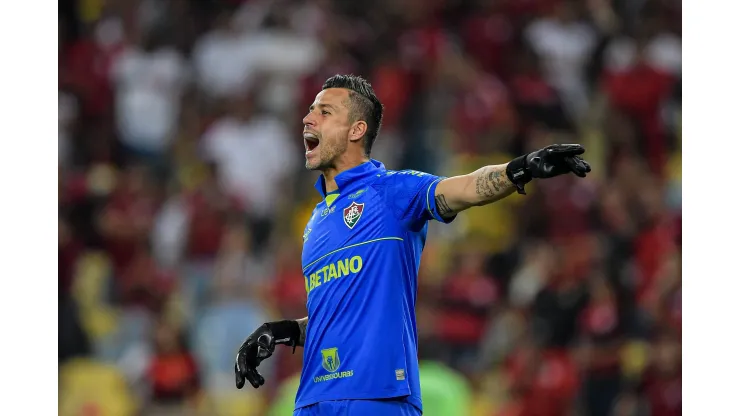 RJ - RIO DE JANEIRO - 01/06/2023 - COPA DO BRASIL 2023, FLAMENGO X FLUMINENSE - Fabio goleiro do Fluminense durante partida contra o Flamengo no estadio Maracana pelo campeonato Copa do Brasil 2023. Foto: Thiago Ribeiro/AGIF
