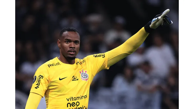 SP - SAO PAULO - 28/06/2023 - LIBERTADORES 2023, CORINTHIANS X LIVERPOOL - URU - Carlos Miguel goleiro do Corinthians durante partida contra o Liverpool - URU no estadio Arena Corinthians pelo campeonato Libertadores 2023. Foto: Ettore Chiereguini/AGIF
