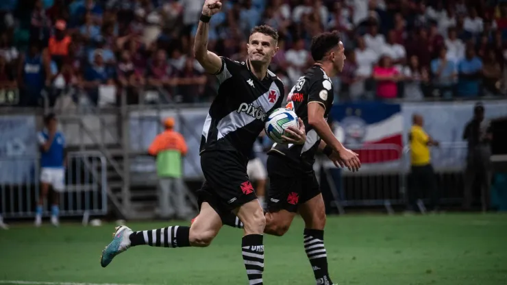 Camisa 99 vem colecionando gols e grandes atuações desde sua chegada