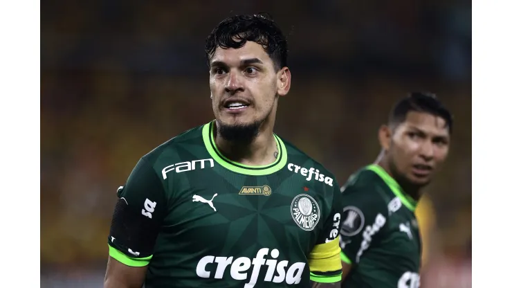 R$ 21 MILHÕES! Palmeiras deve vender parceiro de Gómez na zaga<br />
- Foto: Franklin Jacome/Getty Images
