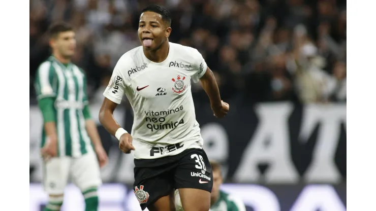 PSG, Zenit e +: R$ 53 milhões batem na porta do Corinthians por Wesley - Foto: Miguel Schincariol/Getty Images
