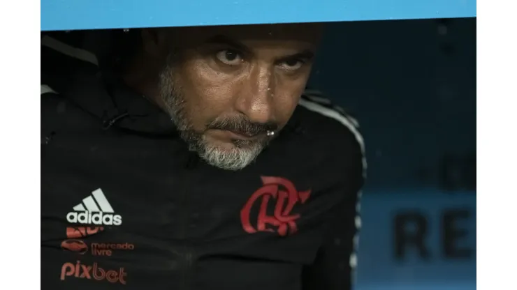 Jorge Rodrigues/AGIF. Declaração de Vitor Pereira incendeia torcida do Flamengo
