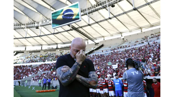 2 MESES FORA! Sampaoli tem confirmação do DM e titular preocupa Flamengo<br />
 - Foto: Wagner Meier/Getty Images
