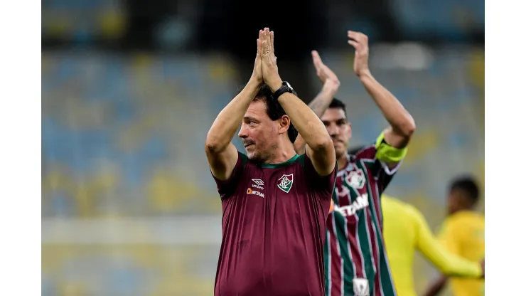 Foto: Thiago Ribeiro/AGIF- Fernando Diniz foi elogiado por ex-jogador
