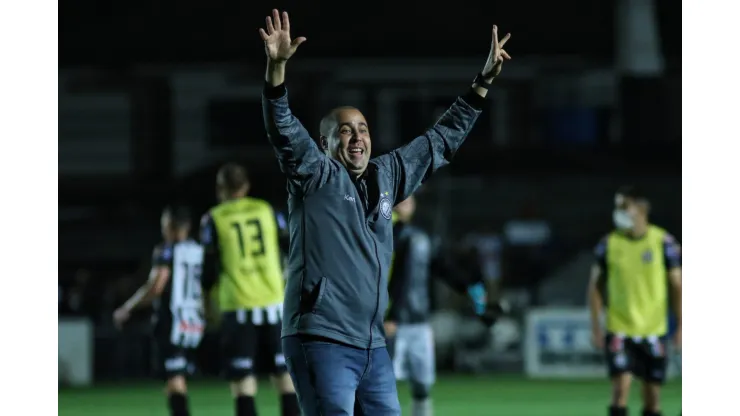 Foto: Joao Vitor Rezende Borba/AGIF- Ricardo Catalá tá feliz com novo contrato de joia da base do Remo
