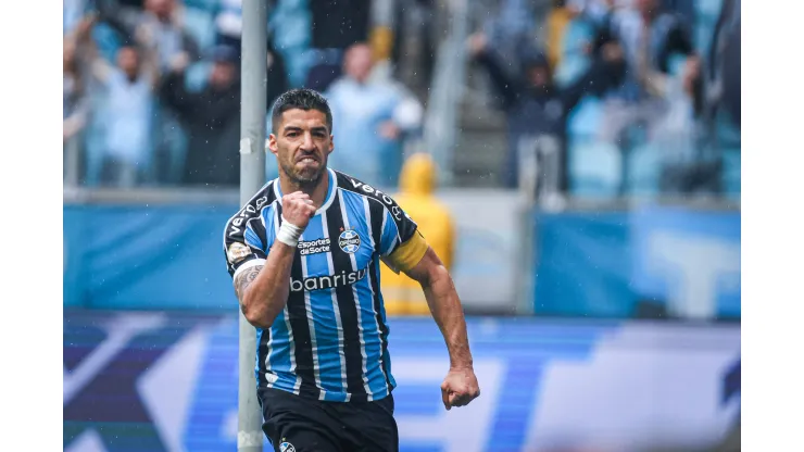 Foto: Maxi Franzoi/AGIF- Suárez tenta marcar o seu primeiro gol fora de casa
