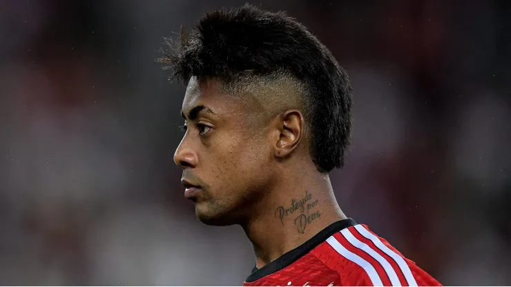 RJ - RIO DE JANEIRO - 26/08/2023 - BRASILEIRO A 2023, FLAMENGO X INTERNACIONAL - Bruno Henrique jogador do Flamengo durante partida contra o Internacional no estadio Maracana pelo campeonato Brasileiro A 2023. Foto: Thiago Ribeiro/AGIF
