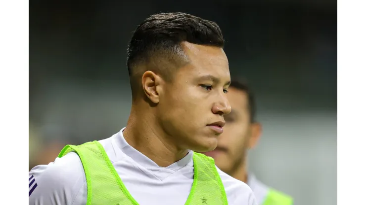 MG - BELO HORIZONTE - 10/05/2023 - BRASILEIRO A 2023, CRUZEIRO X FLUMINENSE - Marlon jogador do Cruzeiro durante aquecimento antes da partida contra o Fluminense no estadio Mineirao pelo campeonato BRASILEIRO A 2023. Foto: Gilson Junio/AGIF
