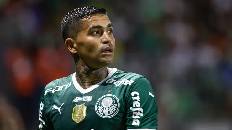 Dudu lesionou seriamente o joelho e só volta ao Palmeiras em 2024
