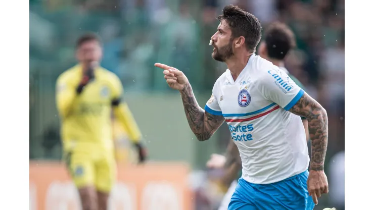 BA - PORTO ALEGRE - 07/10/2023 - BRASILEIRO A 2023, GOIAS X BAHIA - Everaldo jogador do Bahia comemora seu gol durante partida contra o Goias no estadio Serrinha pelo campeonato Brasileiro A 2023. Foto: Heber Gomes/AGIF
