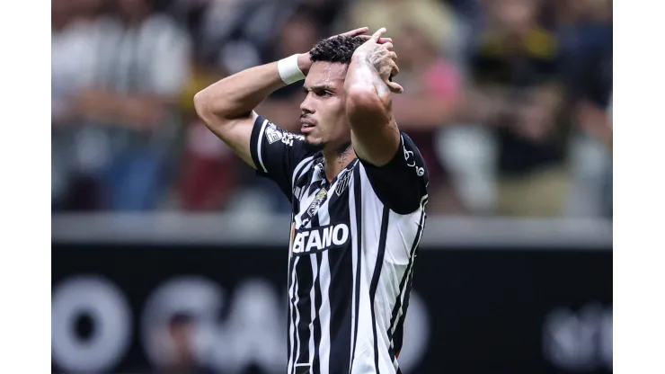 Foto: Gilson Lobo/AGIF - Derrota para o Coxa custou caro ao Galo
