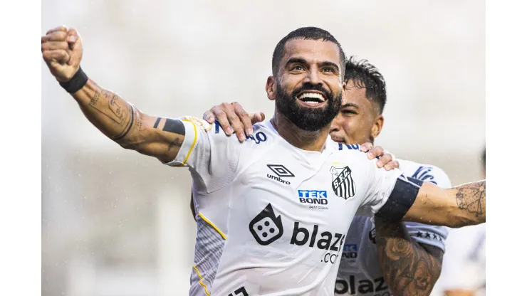 Tomás Rincon surpreendeu todo mundo do Santos com atitude inesperada<br />
 - Foto: Abner Dourado/AGIF
