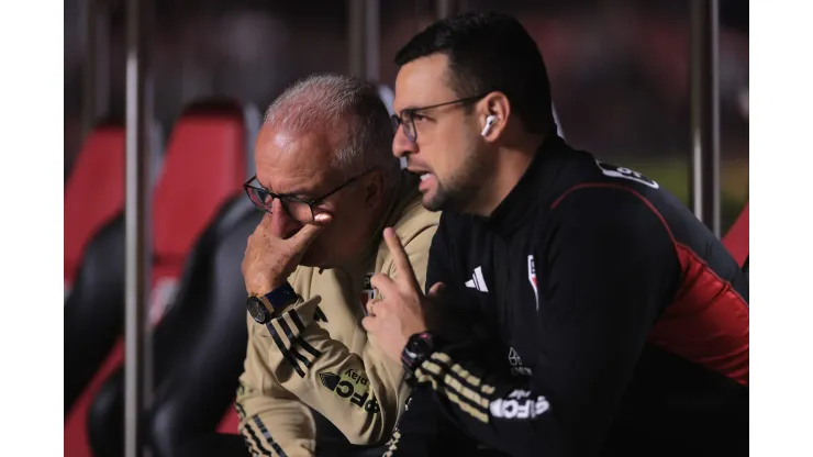 SP - SAO PAULO - 20/09/2023 - BRASILEIRO A 2023, SAO PAULO X FORTALEZA - Dorival Junior tecnico do Sao Paulo durante partida contra o Fortaleza no estadio Morumbi pelo campeonato Brasileiro A 2023. Foto: Ettore Chiereguini/AGIF
