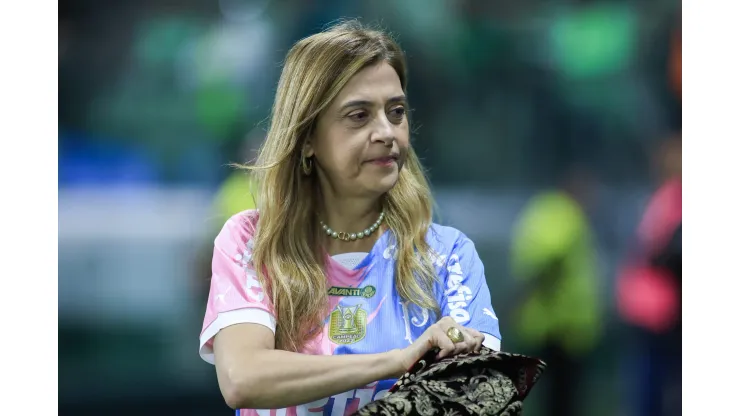 Foto: Marcello Zambrana/AGIF - Leila foi alvo de protestos 
