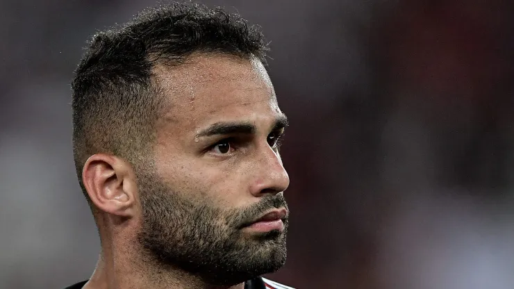 RJ - RIO DE JANEIRO - 26/08/2023 - BRASILEIRO A 2023, FLAMENGO X INTERNACIONAL - Thiago Maia jogador do Flamengo durante partida contra o Internacional no estadio Maracana pelo campeonato Brasileiro A 2023. Foto: Thiago Ribeiro/AGIF
