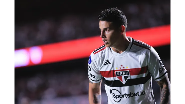 James de titular +3 mudanças: São Paulo prepara ‘arapuca’ pro Grêmio - Foto: Ettore Chiereguini/AGIF
