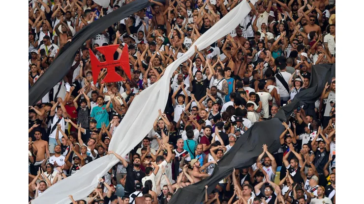 RJ - RIO DE JANEIRO - 23/04/2023 - BRASILEIRO A 2023, VASCO X PALMEIRAS - Torcida do Vasco durante partida contra Palmeiras no estadio Maracana pelo campeonato BRASILEIRO A 2023. Foto: Thiago Ribeiro/AGIF
