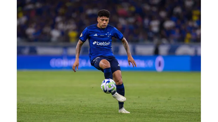 MG - BELO HORIZONTE - 06/08/2023 - BRASILEIRO A 2023, CRUZEIRO X BOTAFOGO - Filipe Machado jogador do Cruzeiro durante partida contra o Botafogo no estadio Mineirao pelo campeonato Brasileiro A 2023. Foto: Alessandra Torres/AGIF
