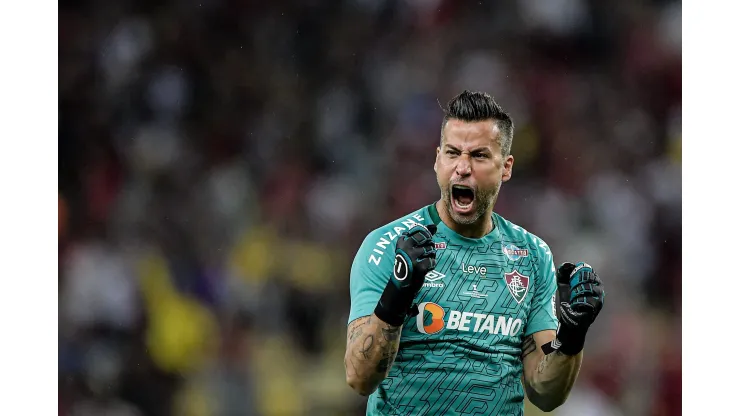 RJ - RIO DE JANEIRO - 09/04/2023 - CARIOCA 2023, FLUMINENSE X FLAMENGO - Fabio goleiro do Fluminense durante partida contra o Flamengo no estadio Maracana pelo campeonato Carioca 2023. Foto: Thiago Ribeiro/AGIF
