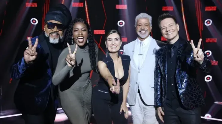 Equipe da última temporada do The Voice Brasil. Foto: Foto: Globo/ Manoella Mello
