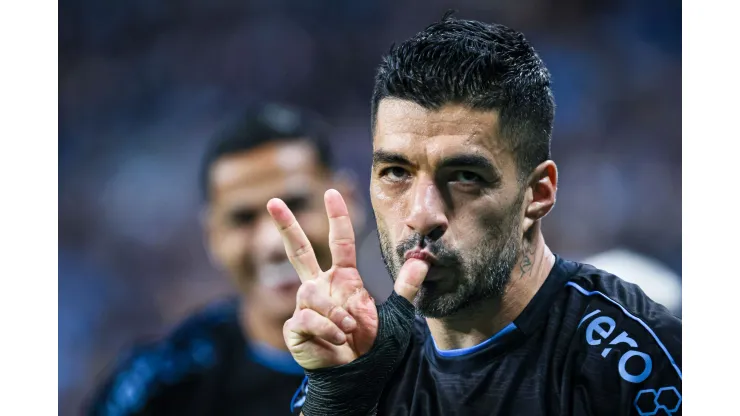 Luis Suarez jogador do Grêmio comemora seu gol durante partida contra o Bahia na Arena do Grêmio pelo campeonato Brasileiro A 2023. Foto: Maxi Franzoi/AGIF
