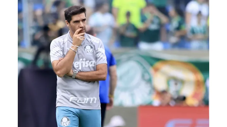 Abel Ferreira técnico do Palmeiras durante partida contra o Santos no estádio Arena Barueri pelo campeonato Brasileiro A 2023. Foto: Marcello Zambrana/AGIF
