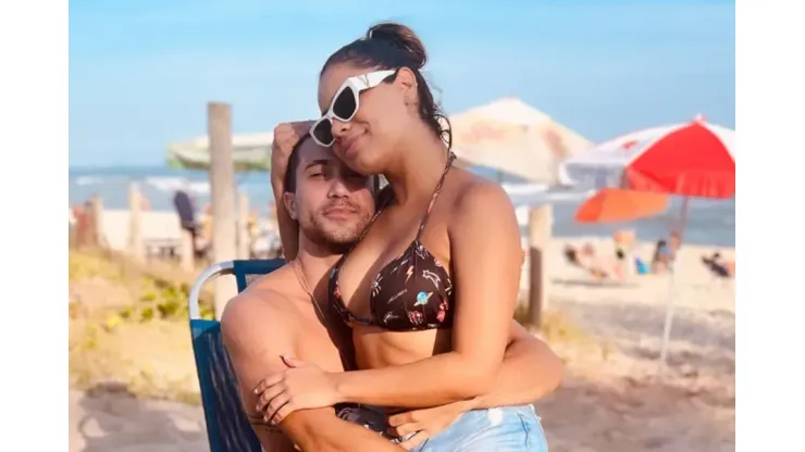 Lexa e Ricardo Viana aproveitam praia - Foto: Instagram/Divulgação
