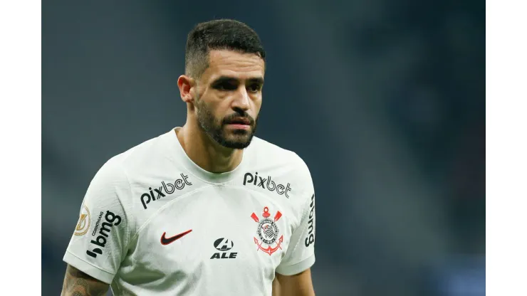 Mário Bttencourt fala sa possibilidade de contratar Renato Augusto e + 3 reforços. Foto: Ricardo Moreira/Getty Images)
