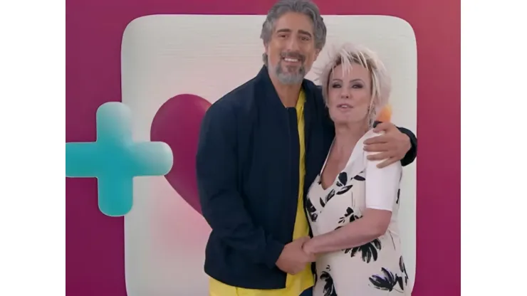 Ana Maria Braga e Marcos Mion abraçados durante o Mais Você - Foto: Reprodução/TV Globo
