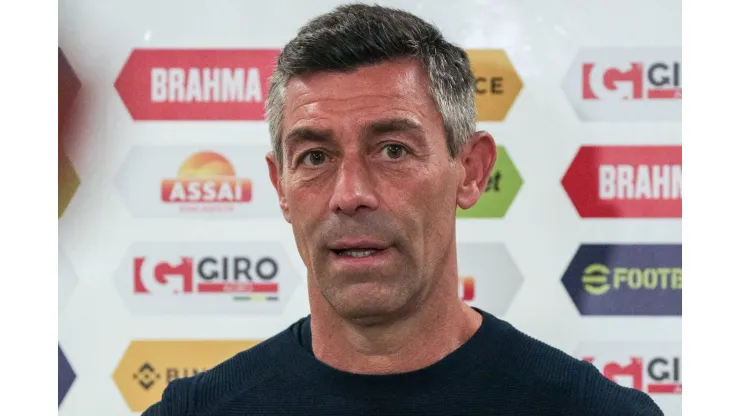 Pedro Caixinha zomba do Internacional e declaração dá o que falar Foto: Robson Mafra/AGIF
