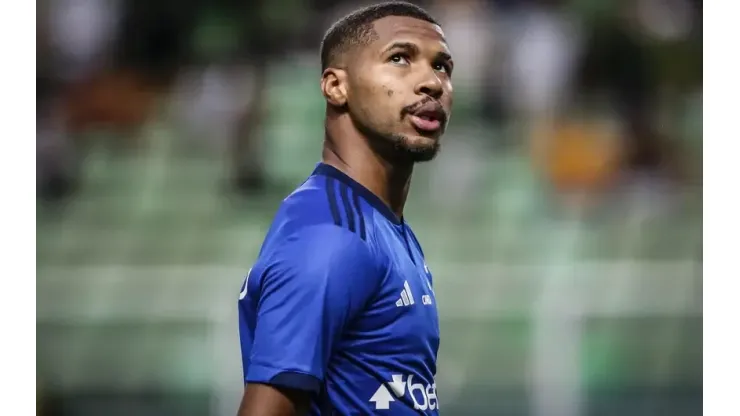 Inacreditável, aconteceu AGORA na Serrinha! Torcida do Cruzeiro fica na bronca por pênalti não marcado e Wesley também vira alvo