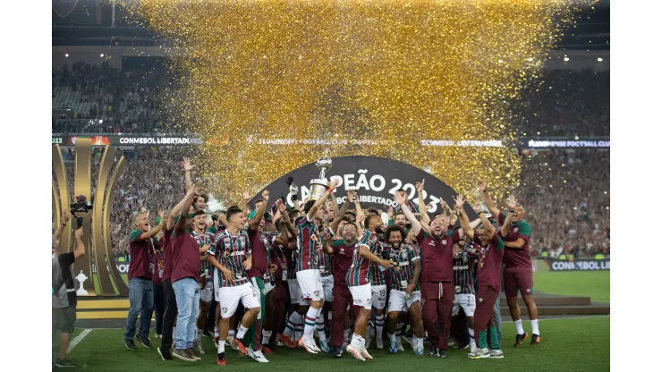 RJ - RIO DE JANEIRO - 04/11/2023 - LIBERTADORES 2023, BOCA JUNIORS X FLUMINENSE -  Fluminense comemora a conquista do campeonato durante partida contra o Boca Juniors no estadio Maracana pelo campeonato Libertadores 2023. Foto: Liamara Polli/AGIF
