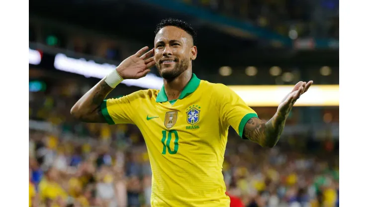 Neymar jogará no Brasil em 2025 (Photo by Michael Reaves/Getty Images)
