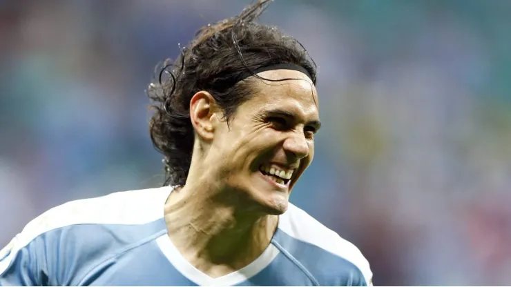 Cavani está se oferecendo no mercado. Foto: Thiago Calil/AGIF
