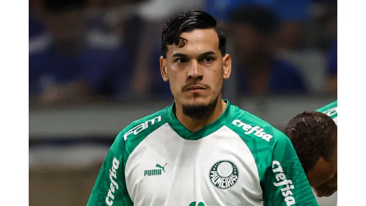 MG - BELO HORIZONTE - 06/12/2023 - BRASILEIRO A 2023, CRUZEIRO X PALMEIRAS - Gustavo Gomez jogador do Palmeiras durante aquecimento antes da partida contra o Cruzeiro no estadio Mineirao pelo campeonato Brasileiro A 2023. Foto: Gilson Lobo/AGIF
