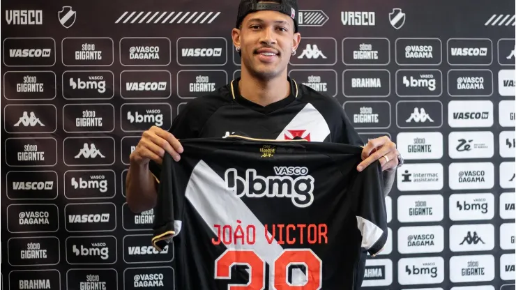 João Victor é apresentado de forma oficial pelo Vasco. Foto: Leandro Amorim/Vasco da Gama
