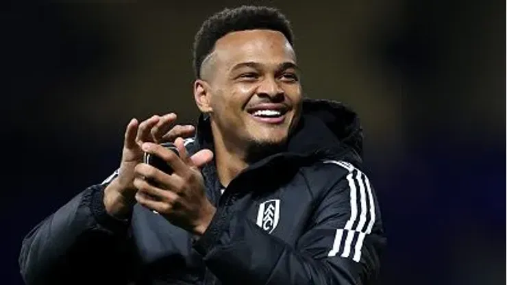 Foto: Catherine Ivill/Getty Images - Rodrigo Muniz pelo Fulham durante partida em 2023
