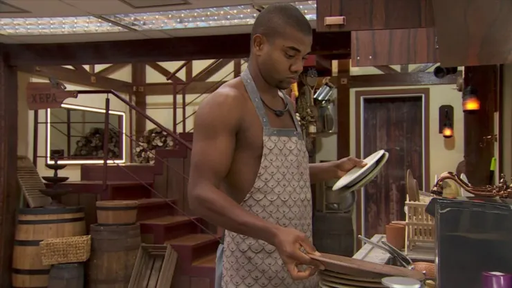 Davi na cozinha do BBB 24 - Foto: Reprodução/TV Globo
