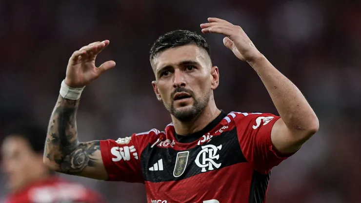 Arrascaeta tem papel fundamental no Flamengo para chegada de reforços
