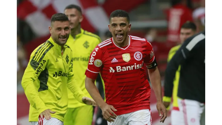 Foto: Silvio Avila/Getty Images - Taison definiu futuro 
