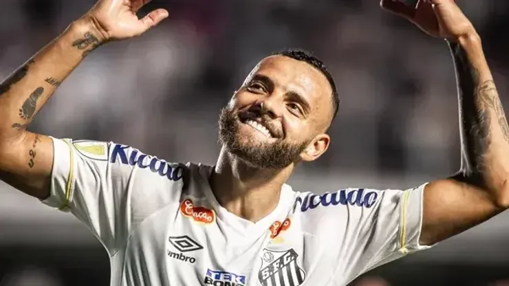 Foto: Raul Baretta/Santos FC - Guilherme fala sobre gols marcados em vitória do Santos
