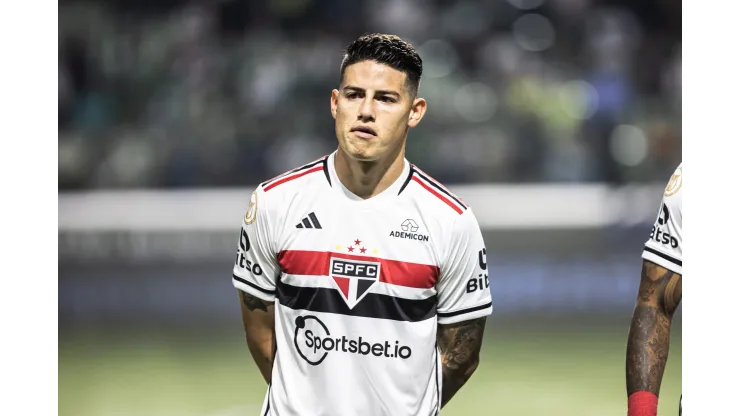 Foto: Abner Dourado/AGIF - James receberá bolada do São Paulo 
