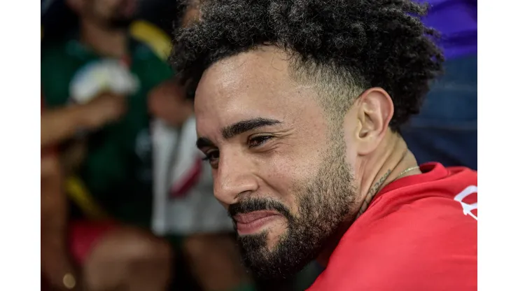 RJ - RIO DE JANEIRO - 27/12/2023 - AMISTOSO, TIME DAS ESTRELAS - Claudinho jogador do time Vermelho durante partida contra o time branco no estadio Maracana pelo Jogo das Estrelas 2023.  Foto: Thiago Ribeiro/AGIF
