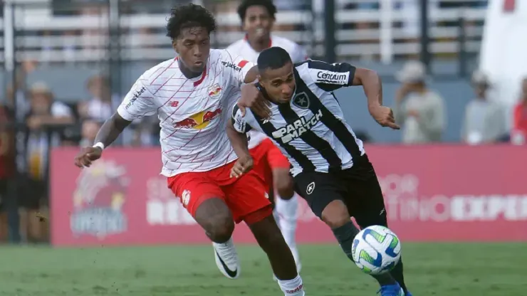 Foto: Vitor Silva/Botafogo - Botafogo e Bragantino disputam vaga na fase de grupos da Copa Libertadores
